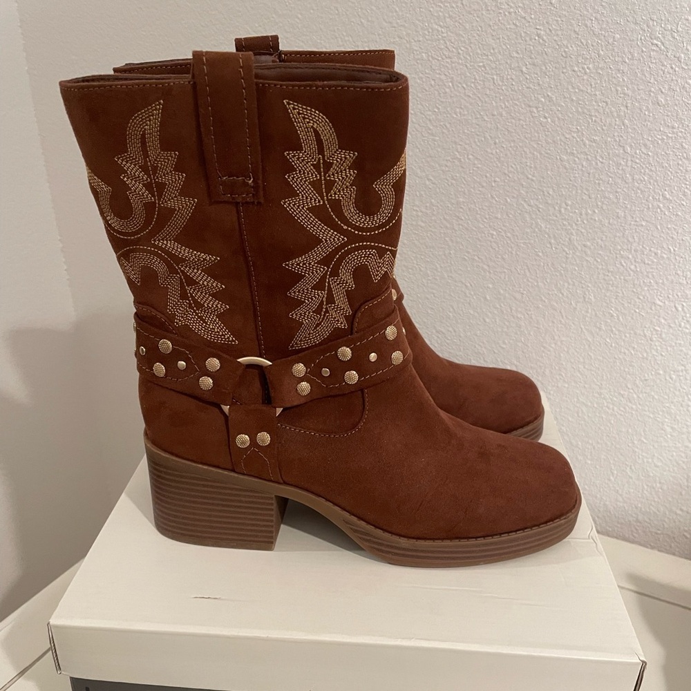 Sun + Stone Tan Heeled Boots
